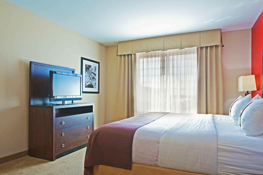 Hotel Doubletree By Hilton Chicago Midway Airport, Il Bedford Park Exterior foto
