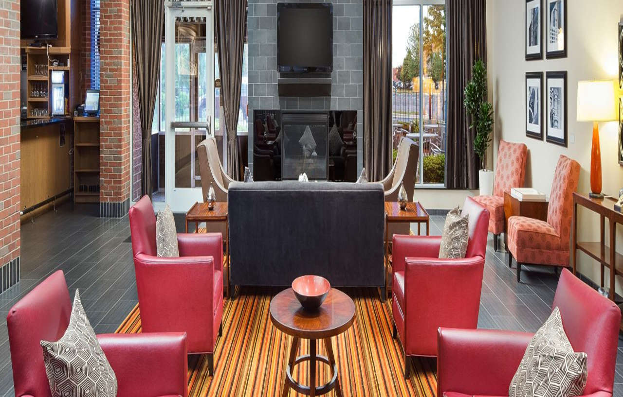 Hotel Doubletree By Hilton Chicago Midway Airport, Il Bedford Park Exterior foto